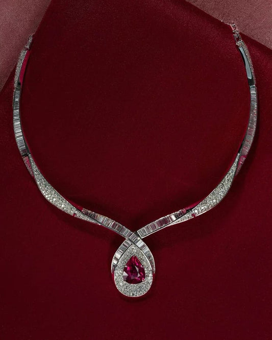 NATURAL DIAMOND NECKLACE