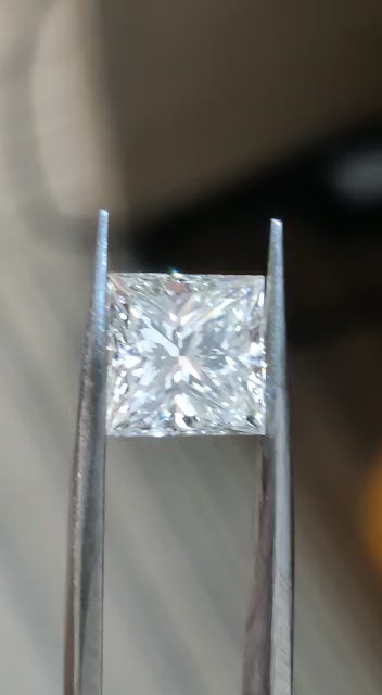 3.5 Ct Princess Natural Diamond | J | VVS2